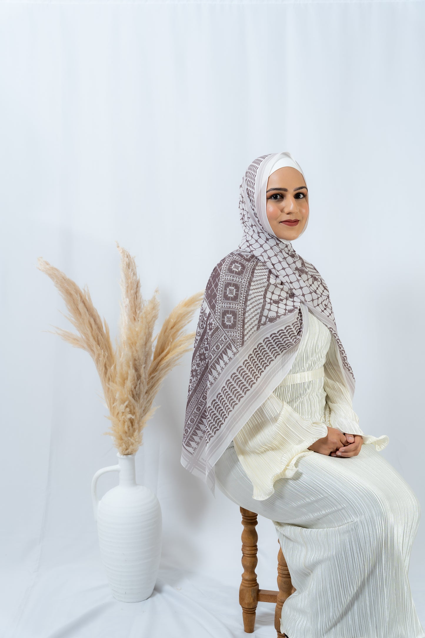 PALESTINE HIJAB - IN TAUPE